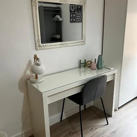 Centro Grupos Malaga Parking Gratis 3 Apartment Exterior photo