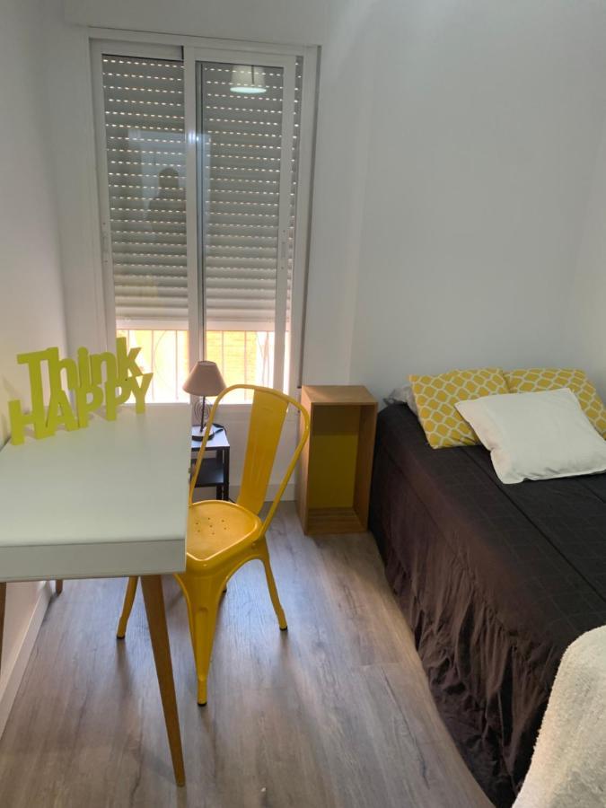 Centro Grupos Parking Gratis 3 * Malaga